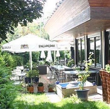 Alte Kelter Hotel Fellbach Exterior foto