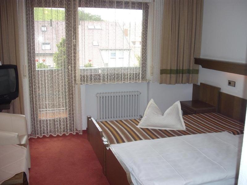 Alte Kelter Hotel Fellbach Exterior foto