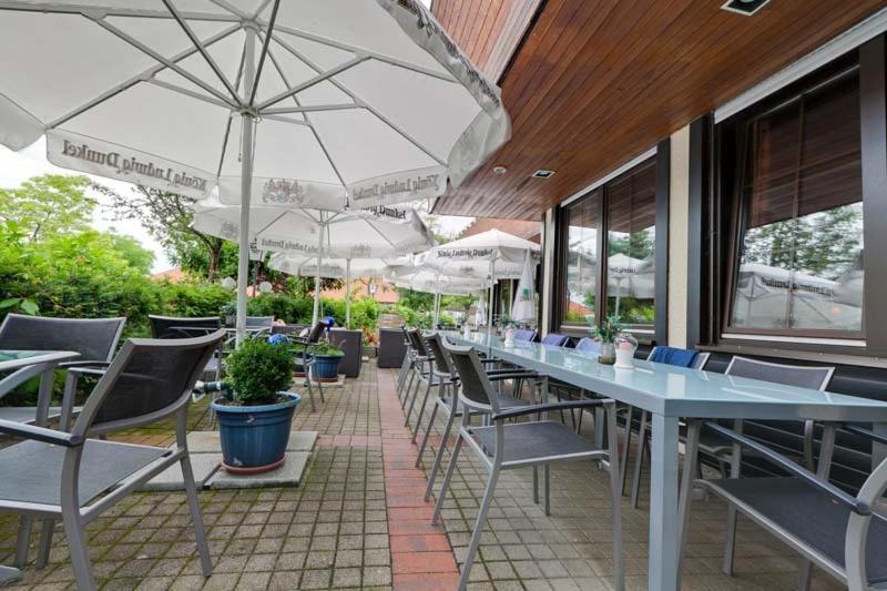 Alte Kelter Hotel Fellbach Exterior foto