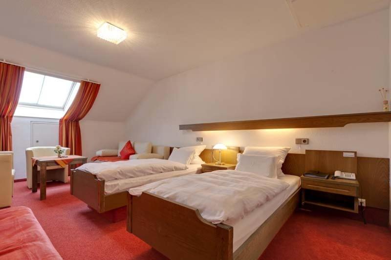 Alte Kelter Hotel Fellbach Exterior foto
